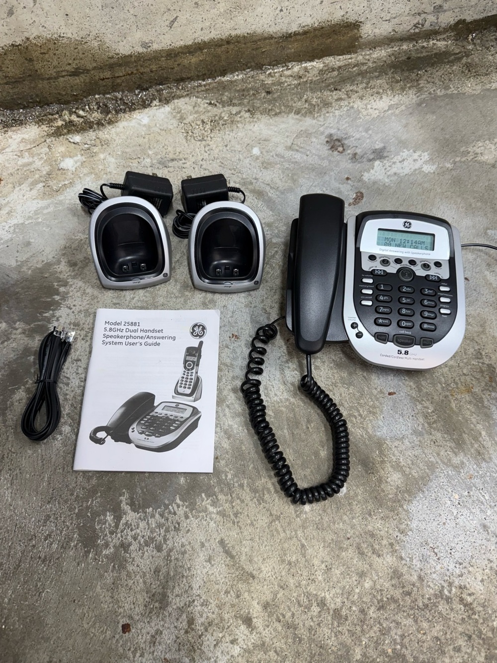 GE 25881 5.8GHz Answering Machine Phone System Lot